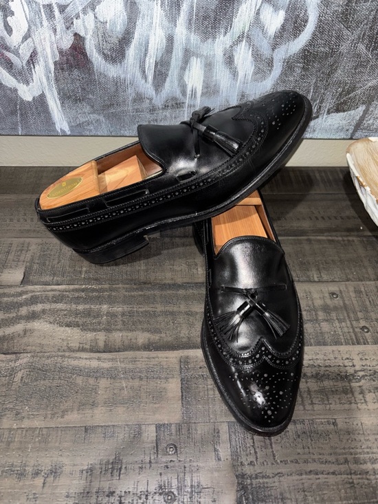 Allen Edmonds Other - Allen Edmonds Manchester tassel loafers in black calfskin leather SZ 8.5
